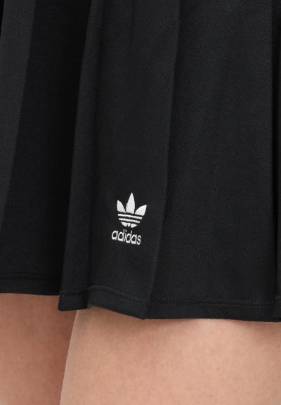 Gonna 3 Stripes