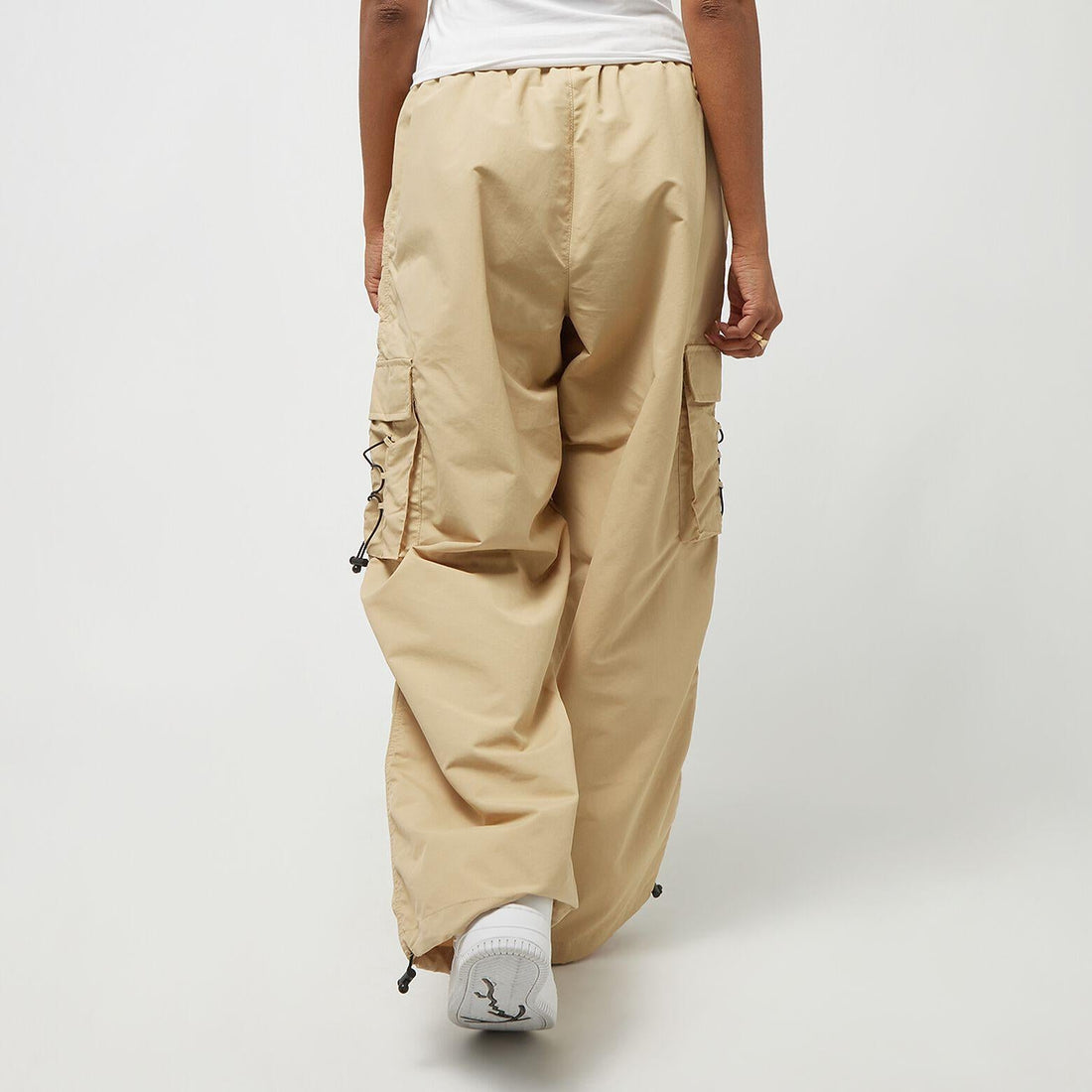 Parachuite Pants