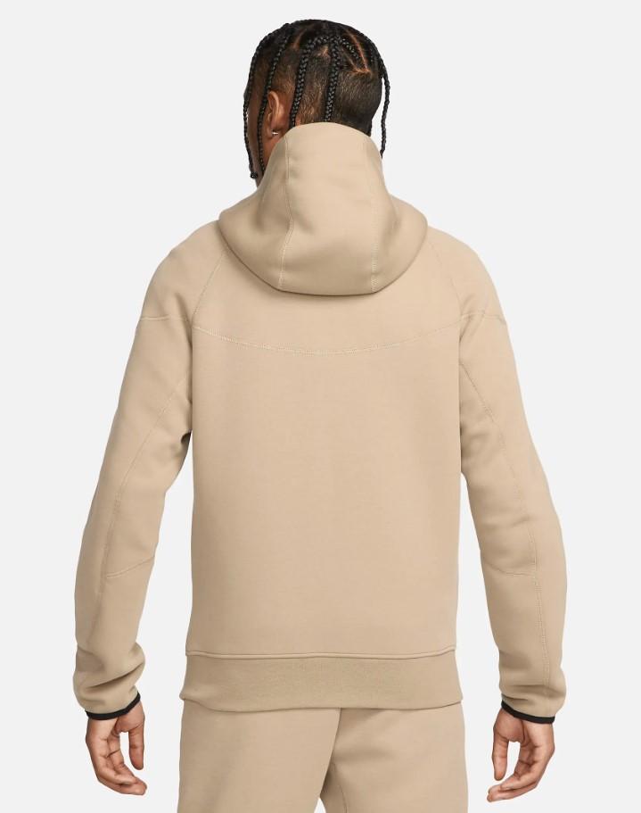 Tech Fleece