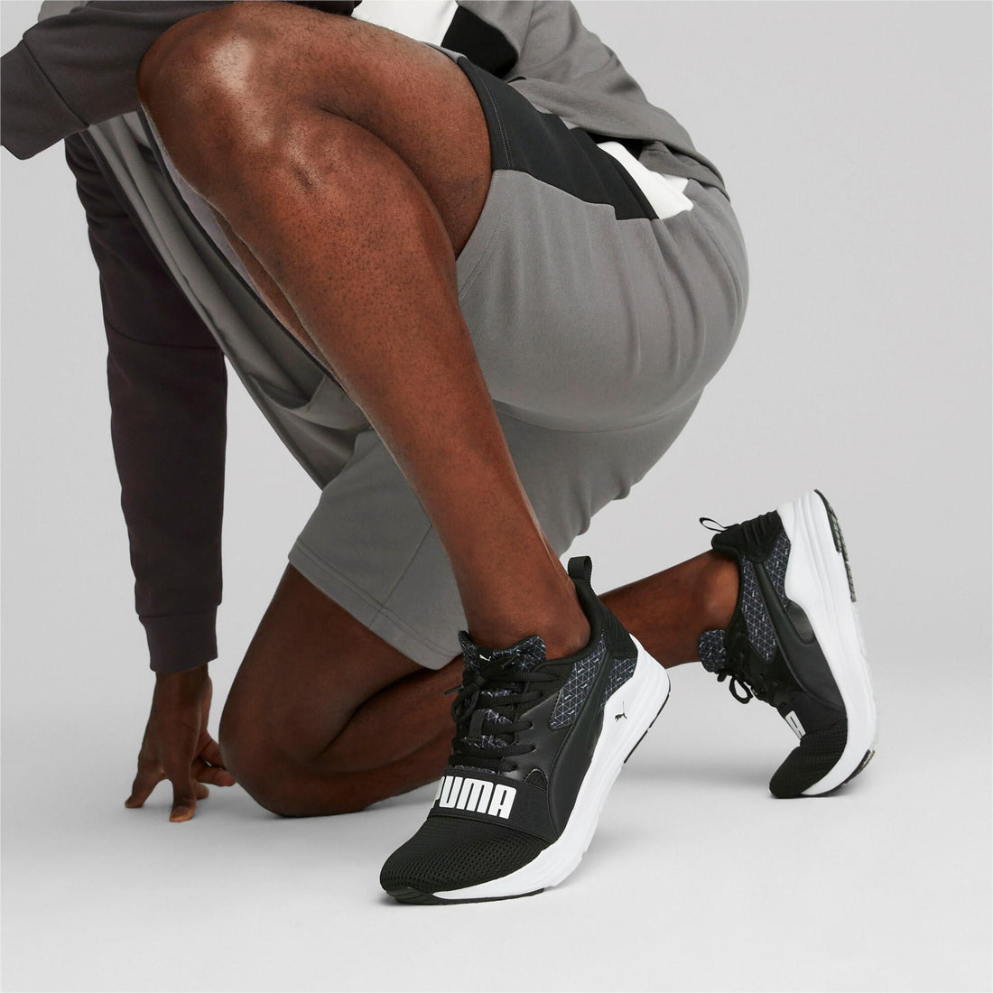 Wired Run Pure Logo Power