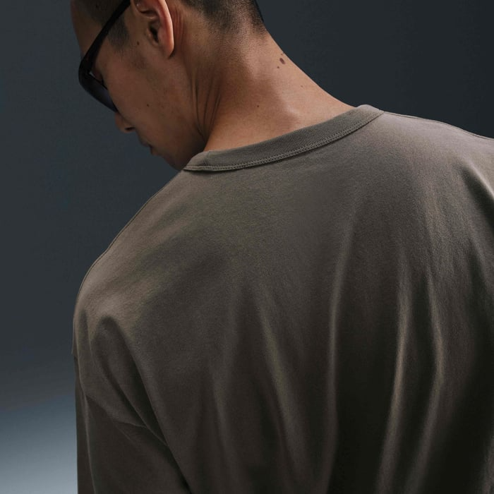 Nike Sportswear Premium Essent